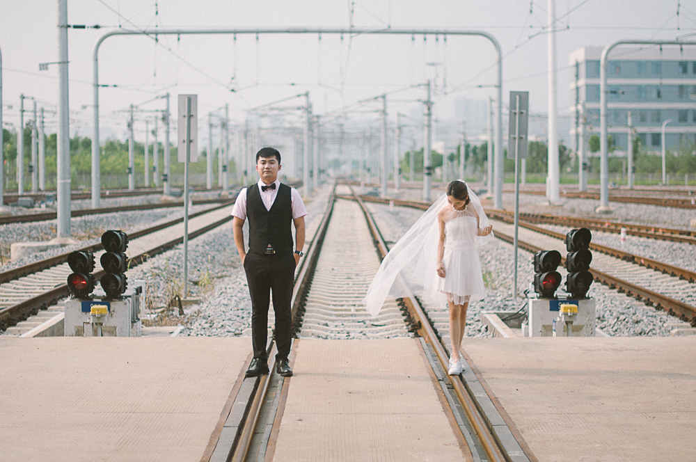 Lovely Engagement Session at Wuhan Metro Hub, China